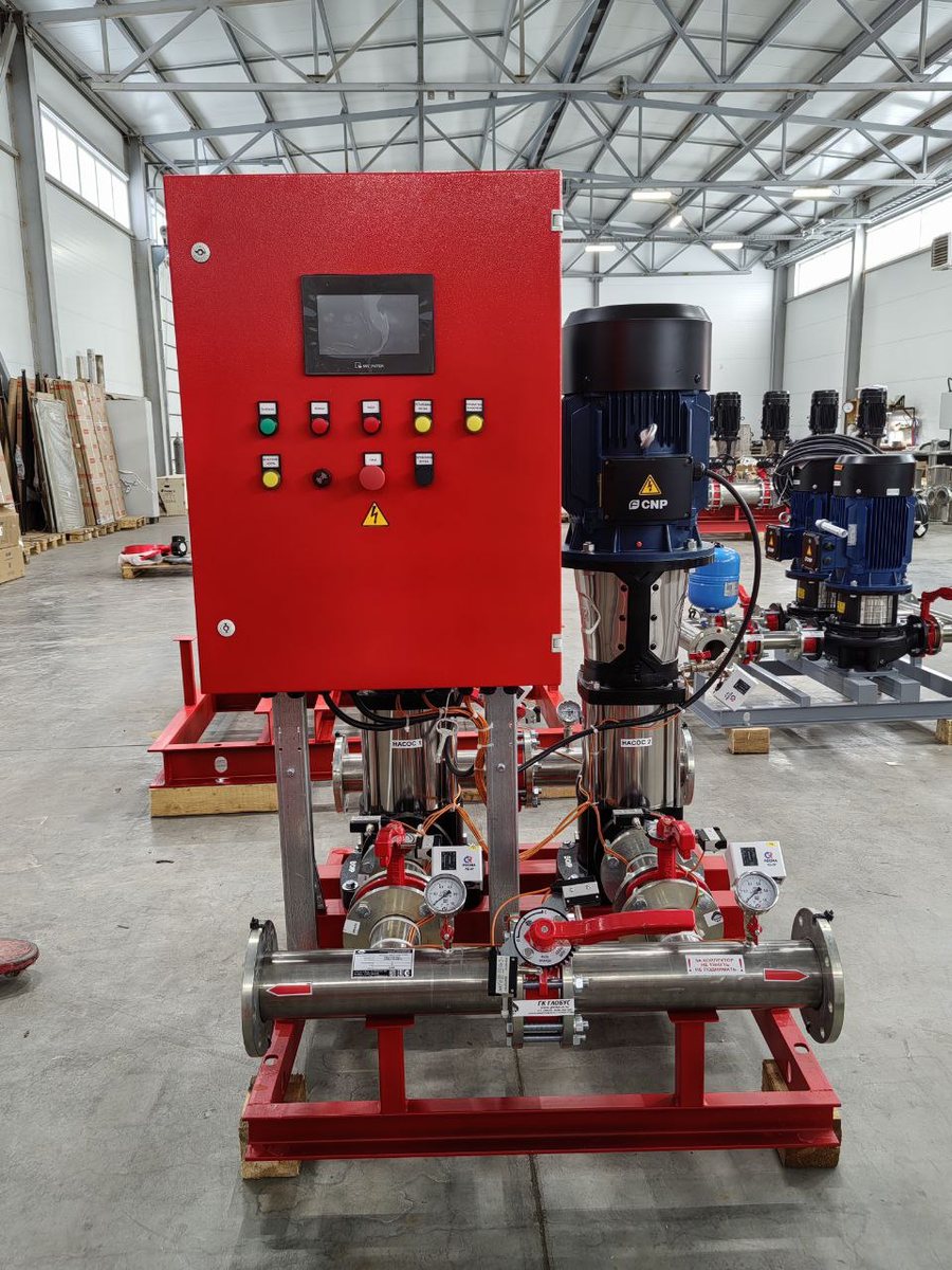 Насосная станция пожаротушения Hydro GF: насосы, шкаф Control GF, нержавеющий коллектор